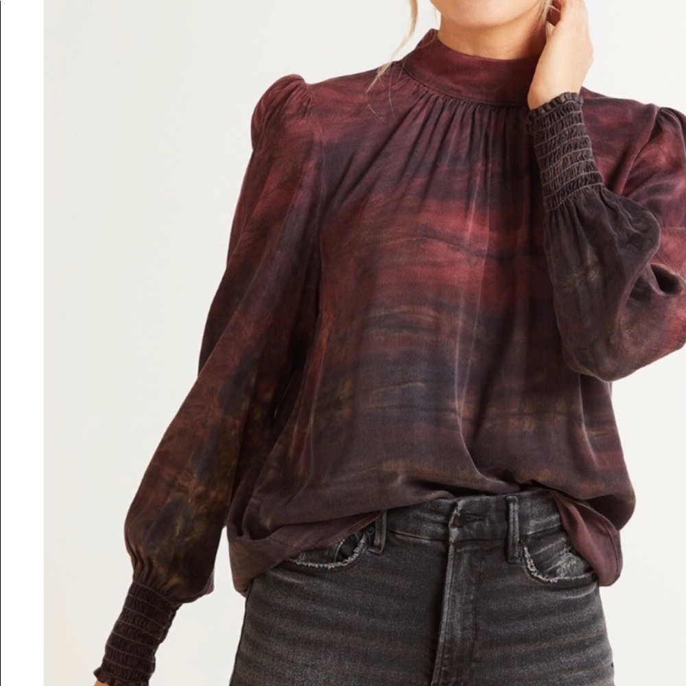 Evereve Cloth and Stone Horizon dye mock neck blouse